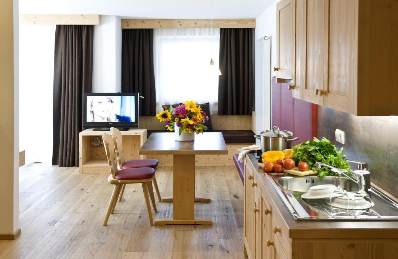 Martina Breakfast Lodge كاستيلِروتّو المظهر الخارجي الصورة