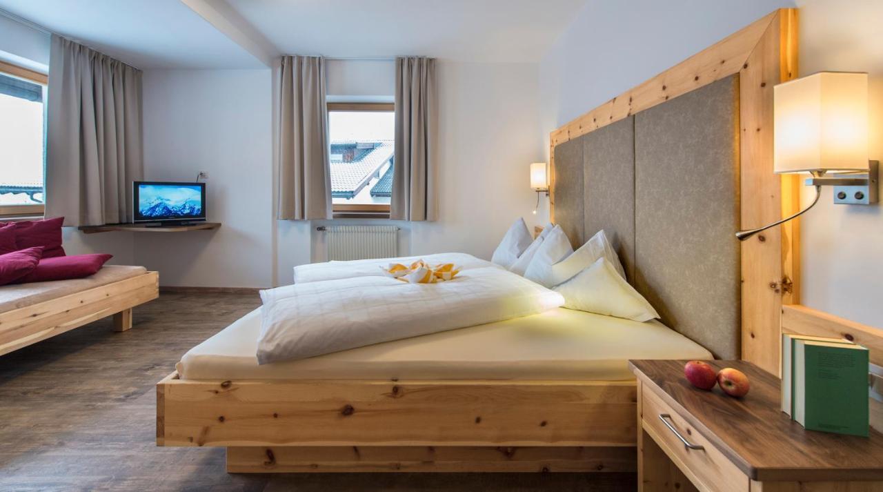 Martina Breakfast Lodge كاستيلِروتّو المظهر الخارجي الصورة