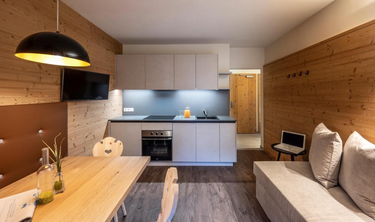 Martina Breakfast Lodge كاستيلِروتّو المظهر الخارجي الصورة