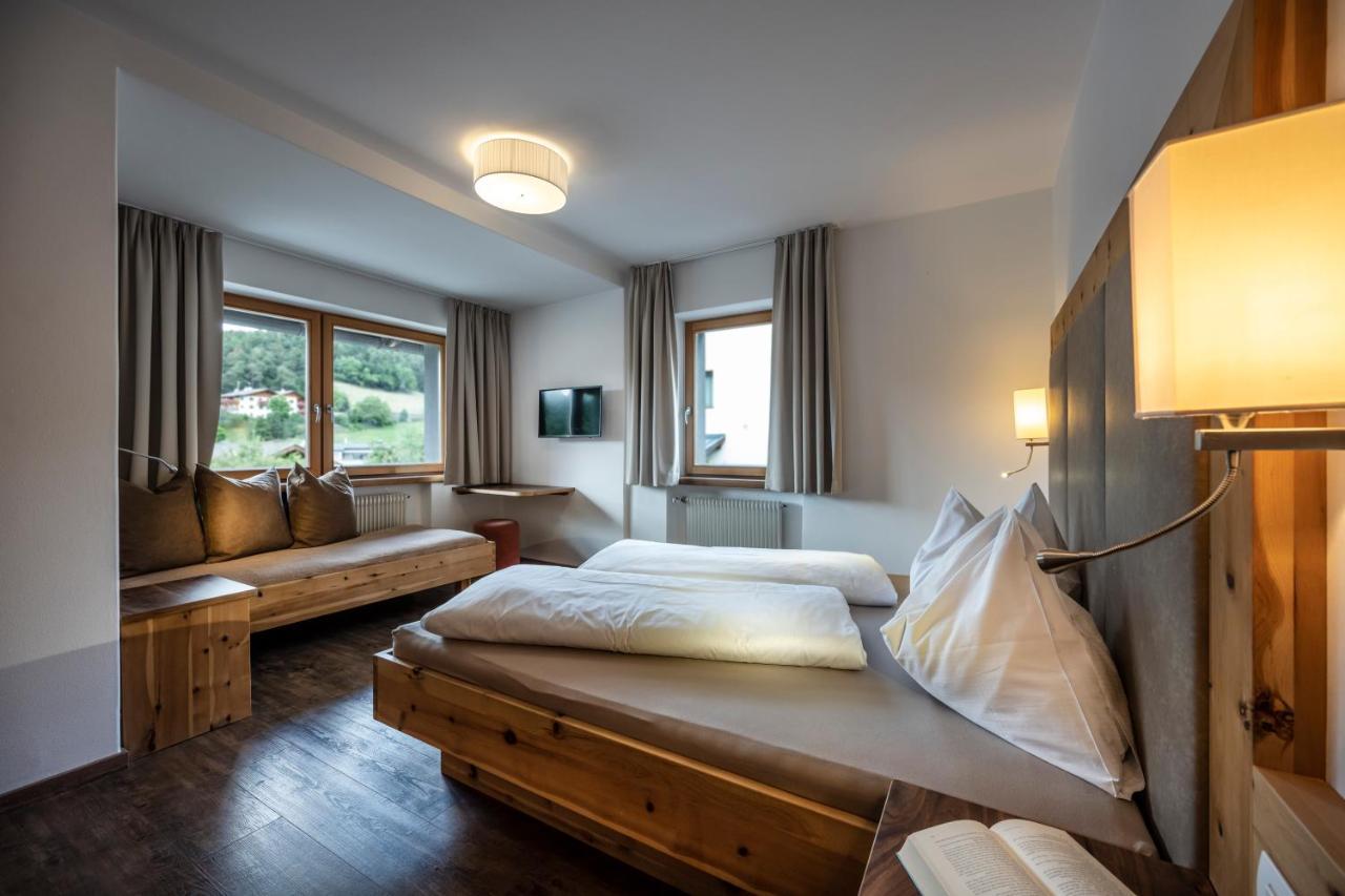 Martina Breakfast Lodge كاستيلِروتّو المظهر الخارجي الصورة